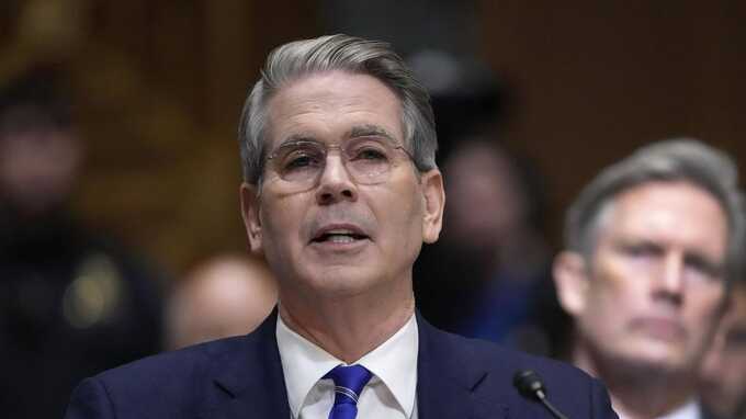 Министр финансов США Бессент признал неэффективность санкций против России, введённых при Байдене