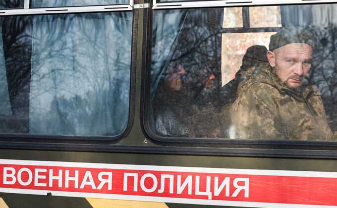 Россия и Украина договорились начать обмен телами погибших