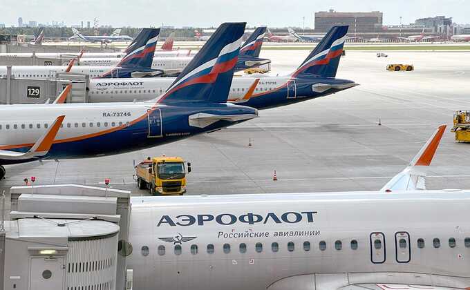 Московские аэропорты ограничили рейсы из-за атаки дронов